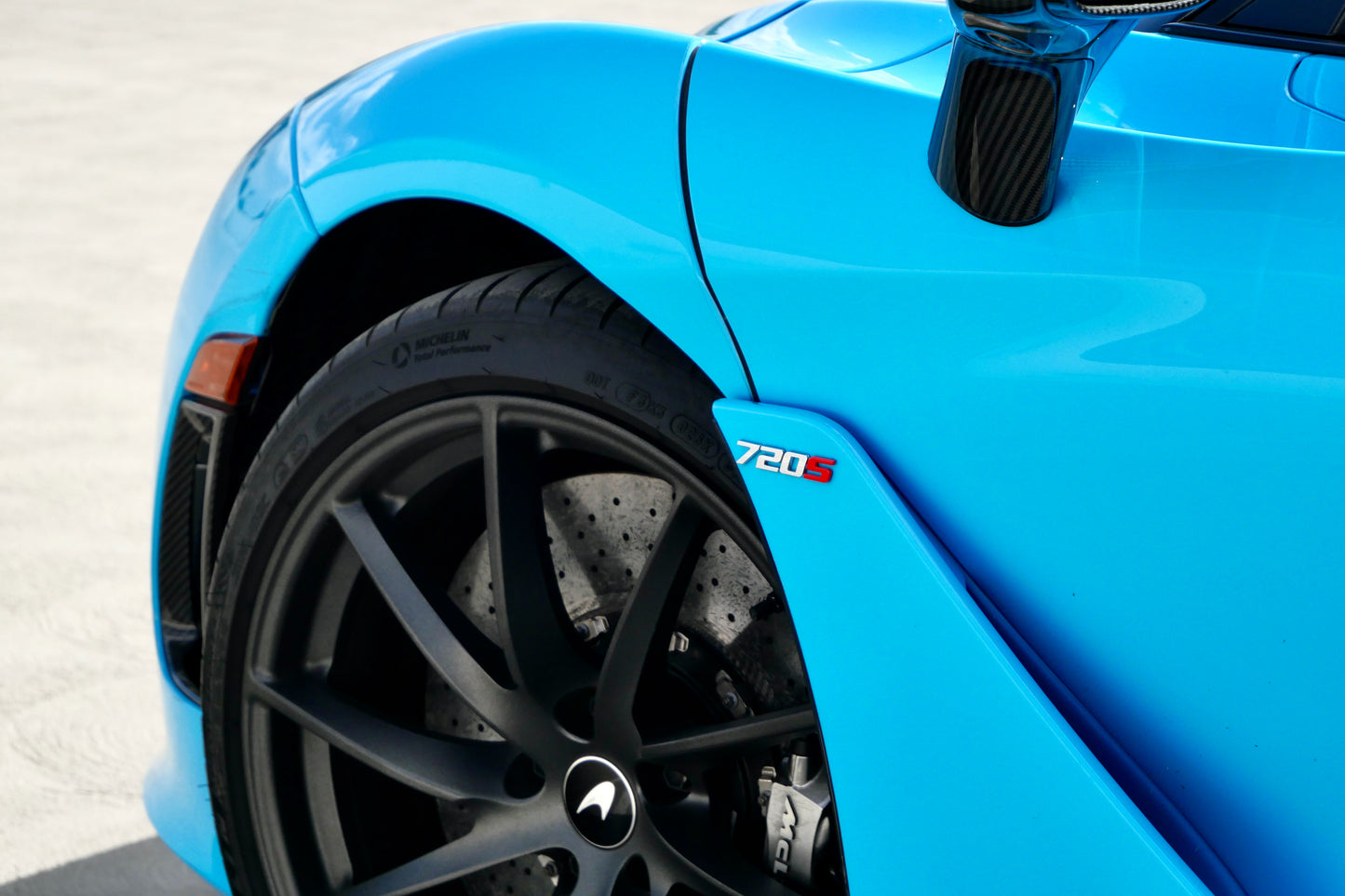 Blue Mclaren 720s Coupe (Exotic Car Rentals In Los Angeles)