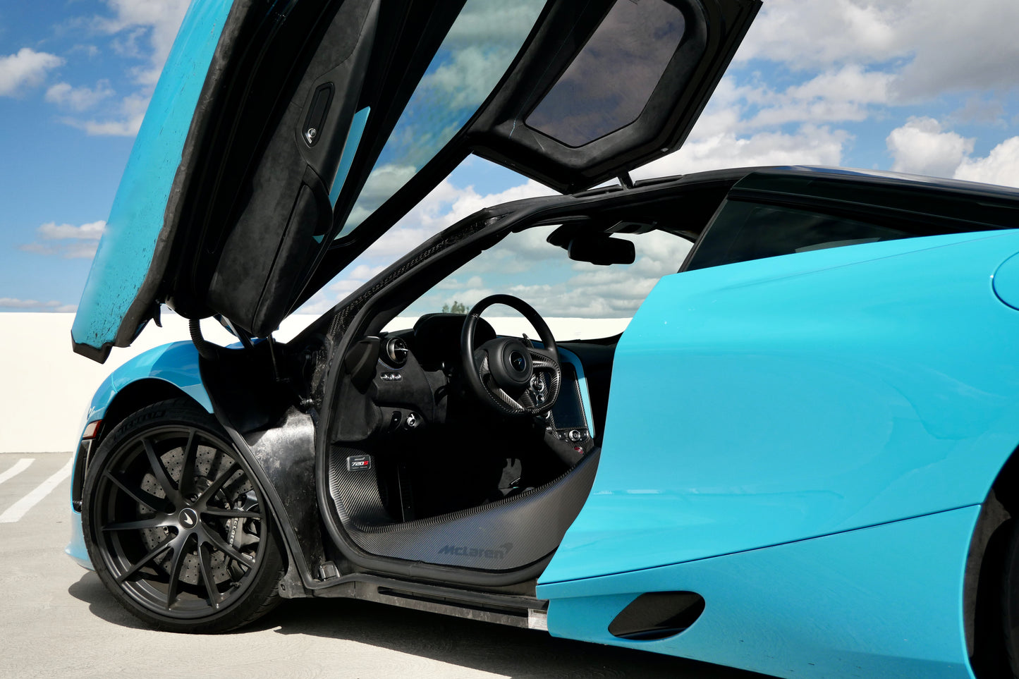 Blue Mclaren 720s Coupe (Exotic Car Rentals In Los Angeles)
