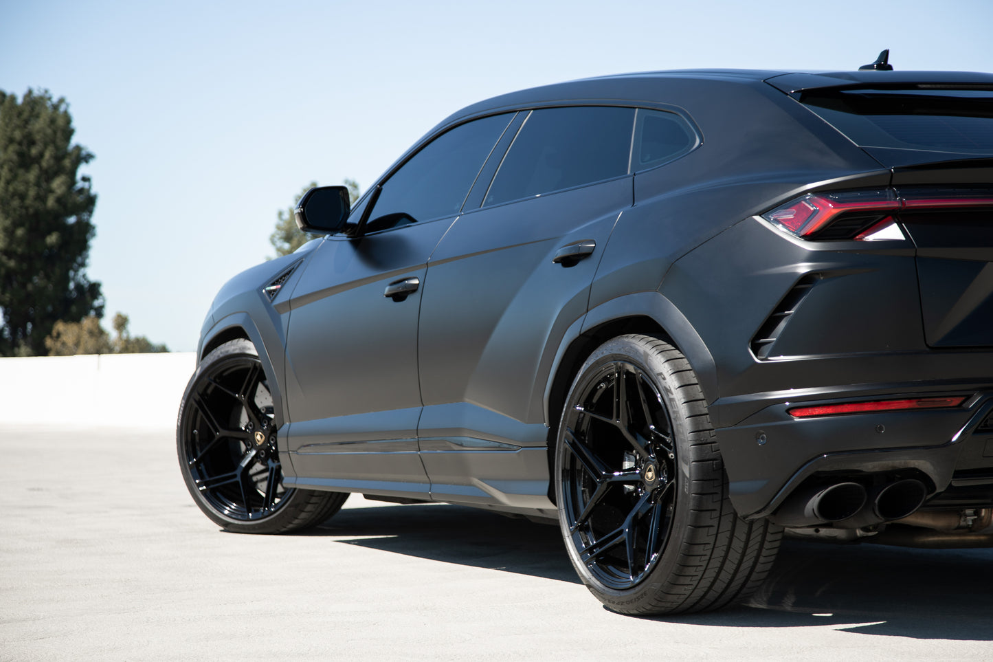 Black Lamborghini Urus Satin (Exotic Car Rentals In Los Angeles)