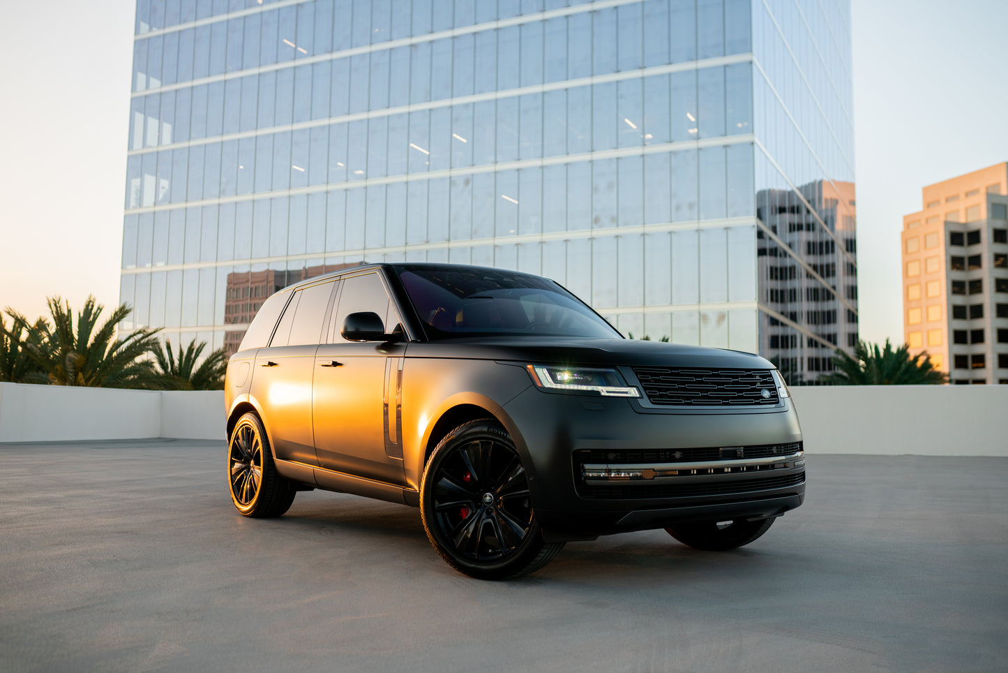 Black New Range Rover (Exotic Car Rentals In Los Angeles)