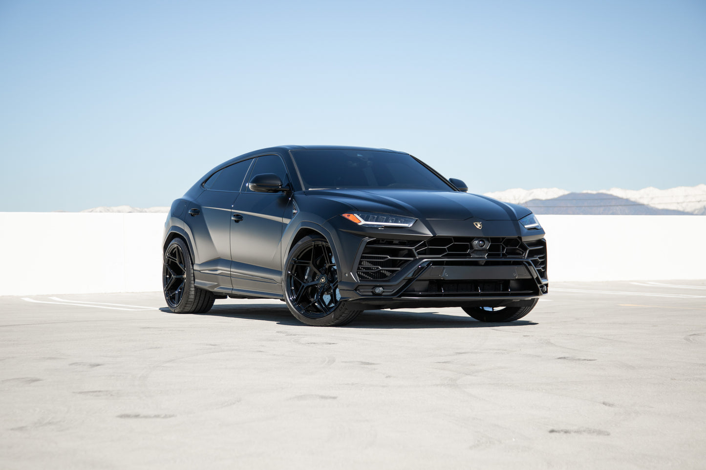 Black Lamborghini Urus Satin (Exotic Car Rentals In Los Angeles)